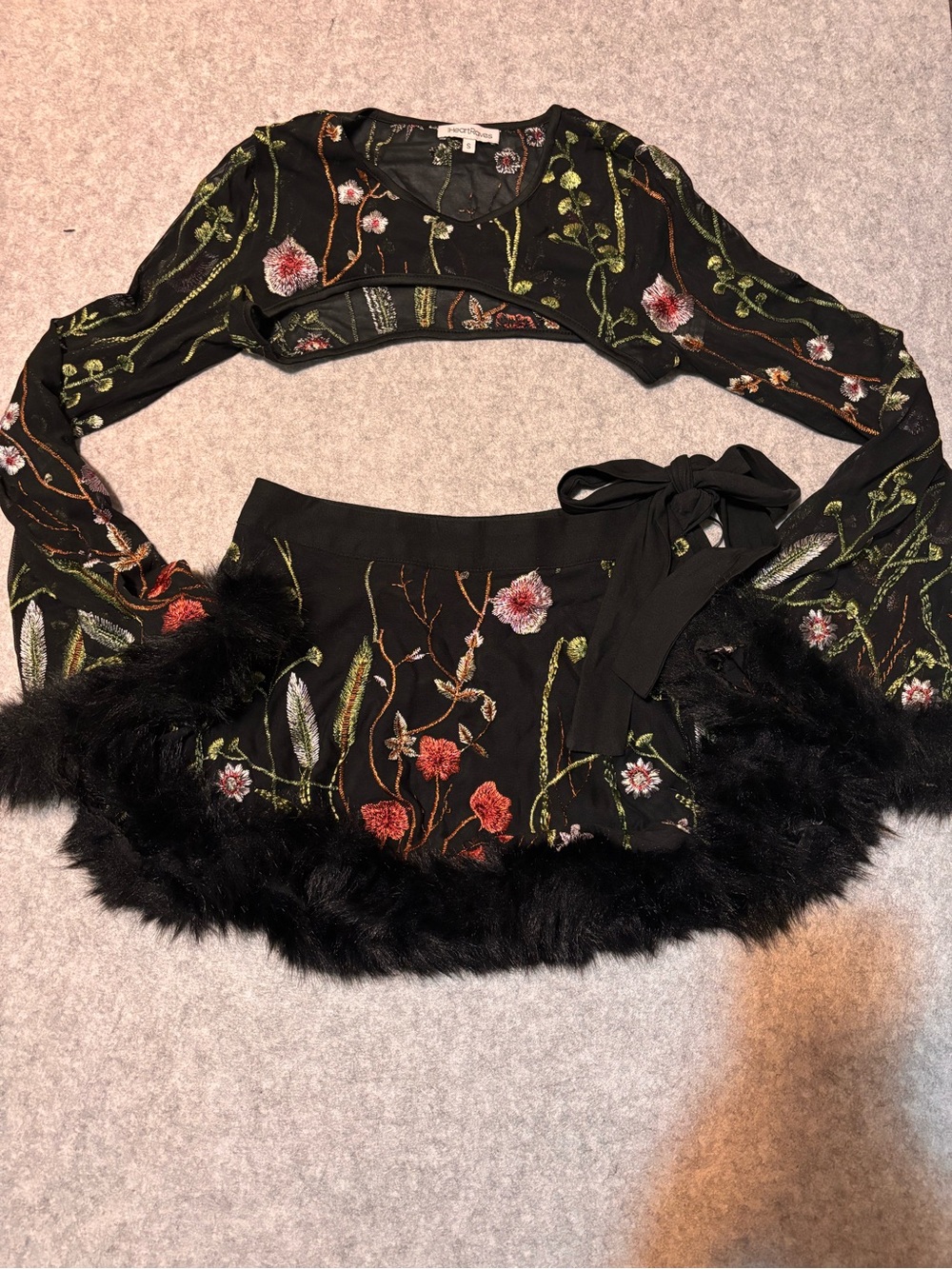 iHeartRaves Floral Lace Flowerfields Rave Set